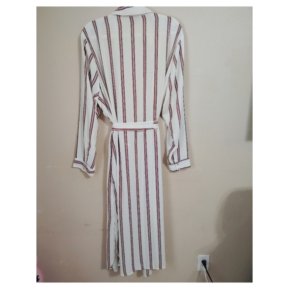 Torrid Black Red Stripe Georgette Trench Kimono Size 4 - Picture 5 of 6